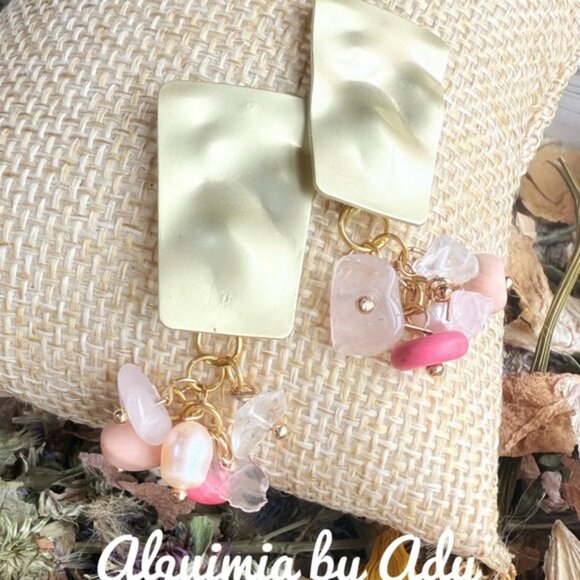 Gold and pink quartz statement earrings - Picture 1 of 1
